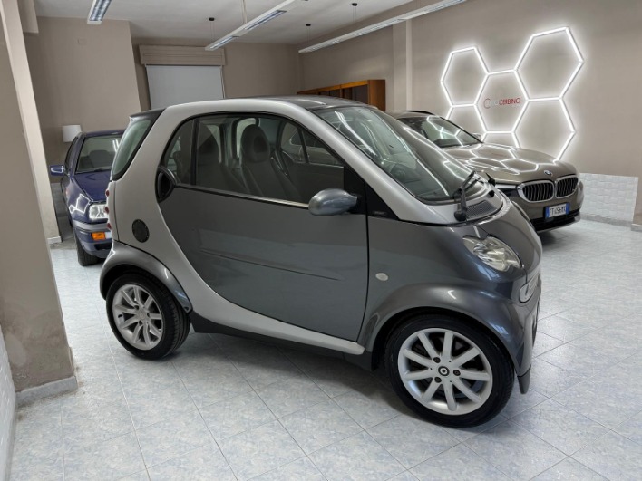 Smart fortwo 0.8 cdi Passion - immagine 4